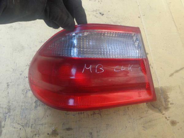 FEU ARRIERE GAUCHE MERCEDES CLK - Vue 1